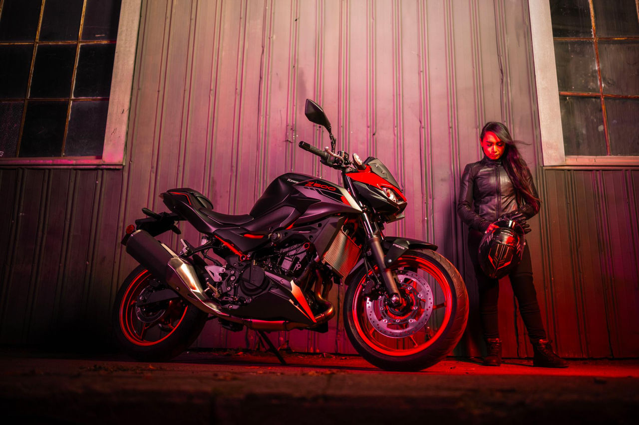 車輛架構小改,並導入全新外型設計的Kawasaki Z500/Z500 SE