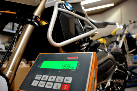 車重成功地壓在200KG以下