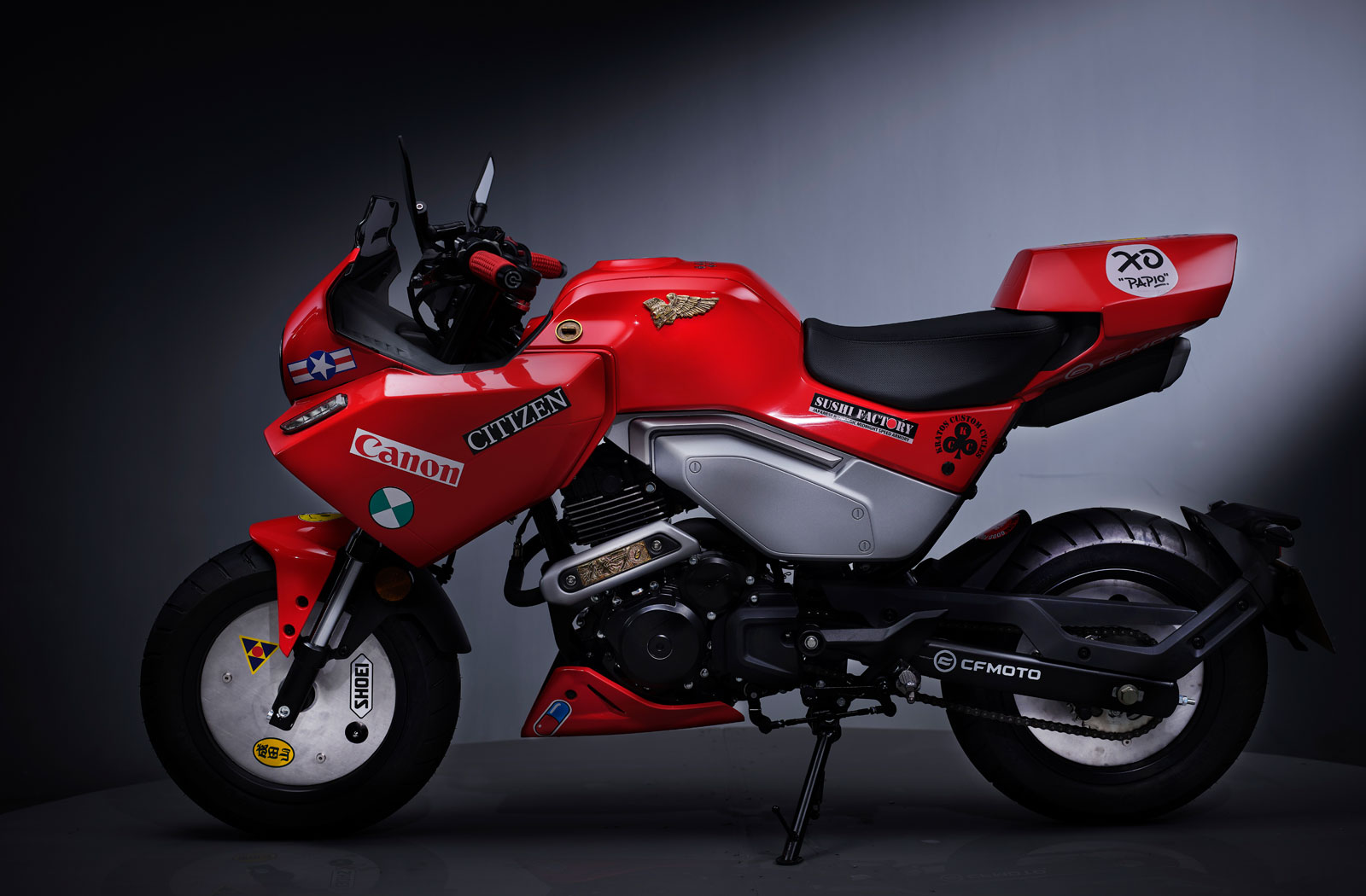 CFMOTO菲律賓跟飾品品牌13 Lucky Monkey合作打造Papio XO-1 Akira