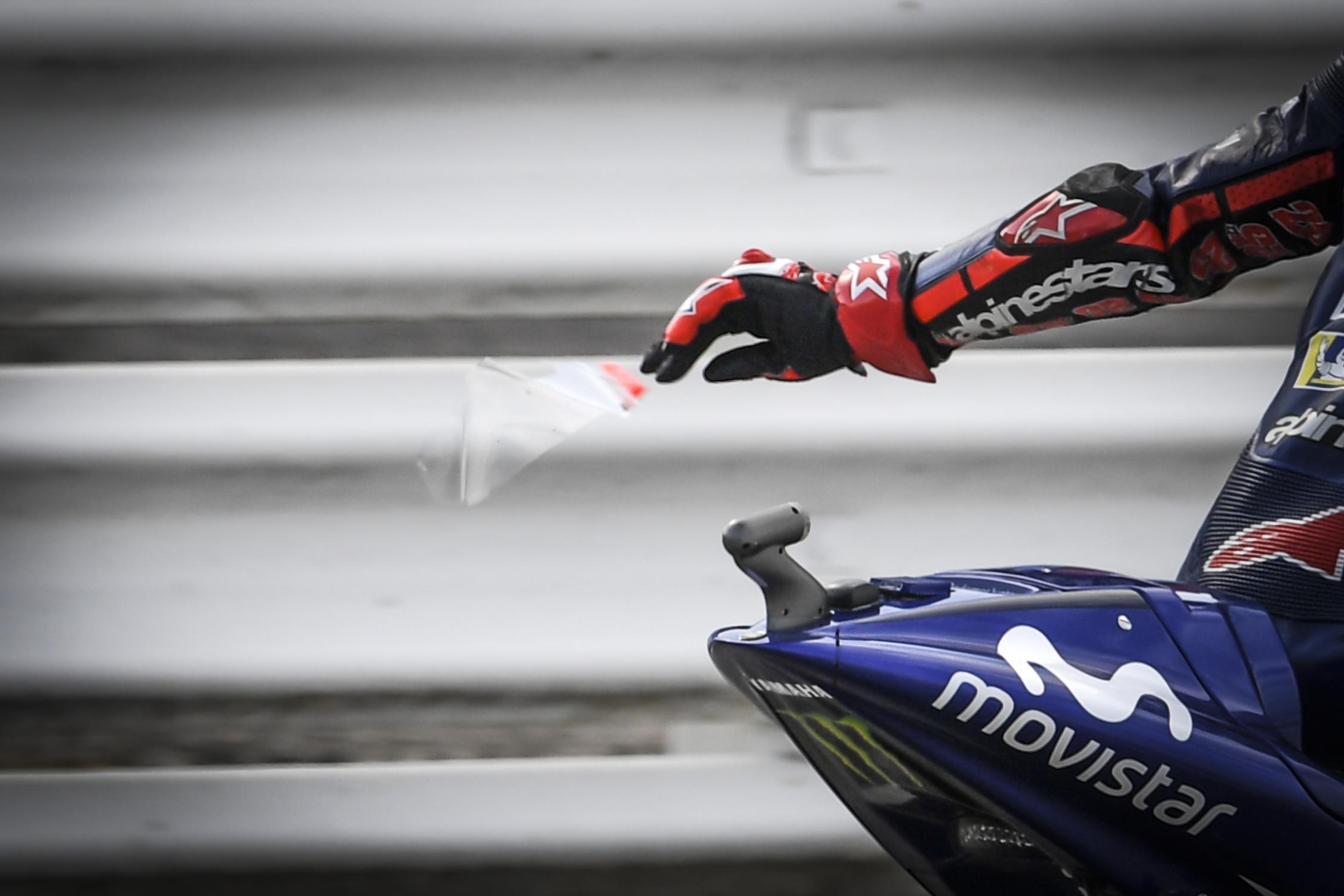 「我在正賽時,每個彎道都在打滑」