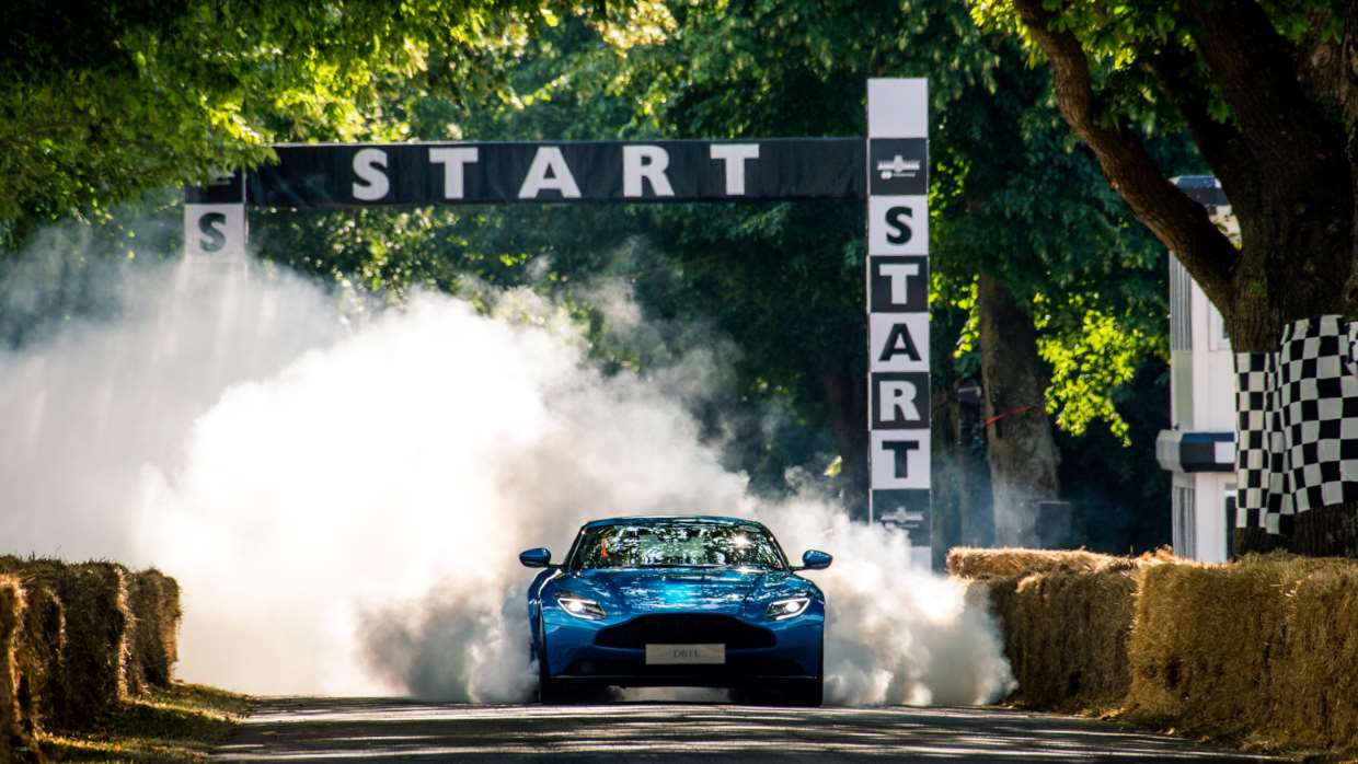 Goodwood Festival of Speed以爬山賽的形式舉辦,成為不少老車和車廠展示的重要場所