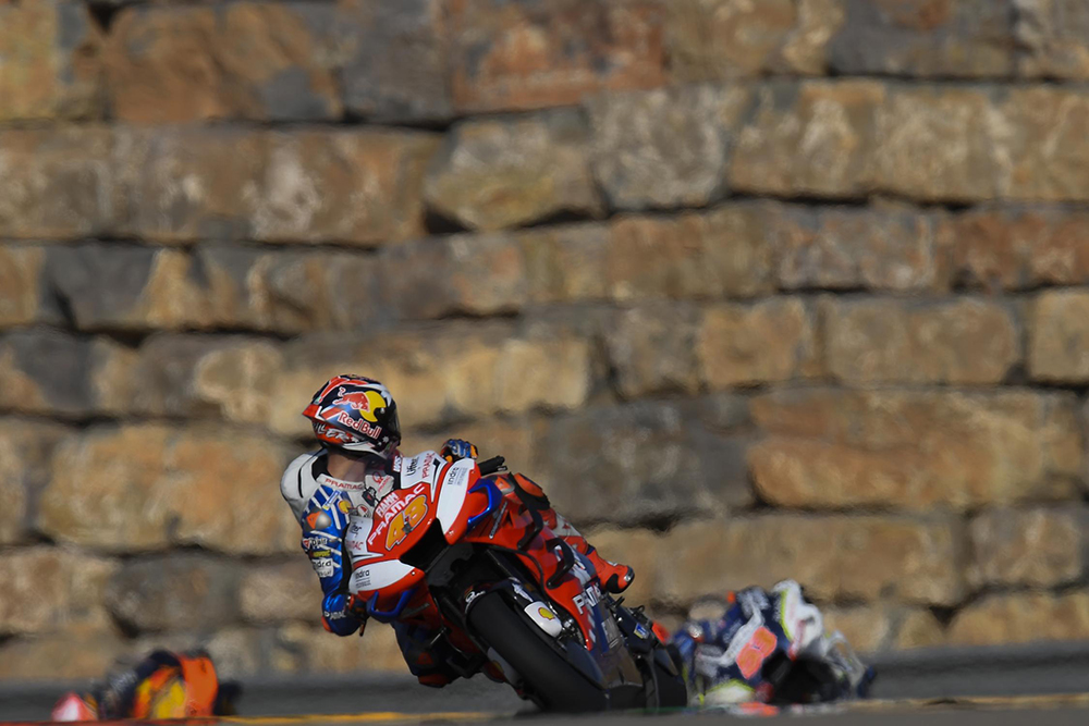 Jack Miller在2019下半季開始展現實力,屢次站上頒獎台的成績,讓他更有機會在2021年爭奪DUCATI廠隊位置