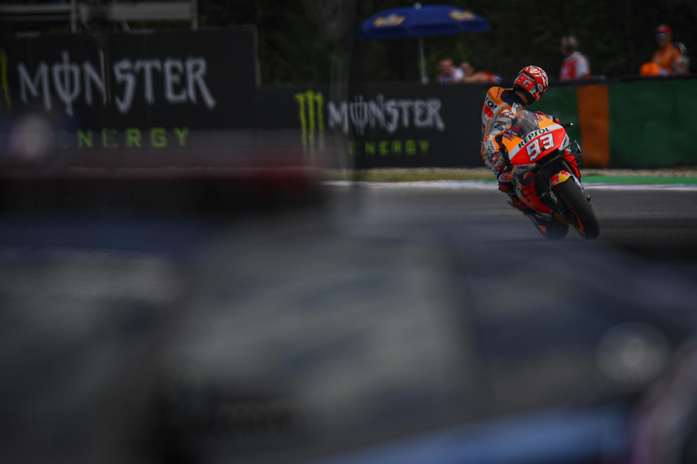 這一場正賽，Marquez用上了完全不同的設定來嘗試。