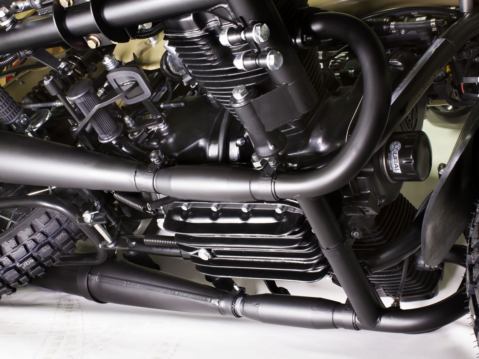 水平對臥引擎的運轉穩定性也是一大優勢,而且氣冷的冷卻效率比其他引擎優異