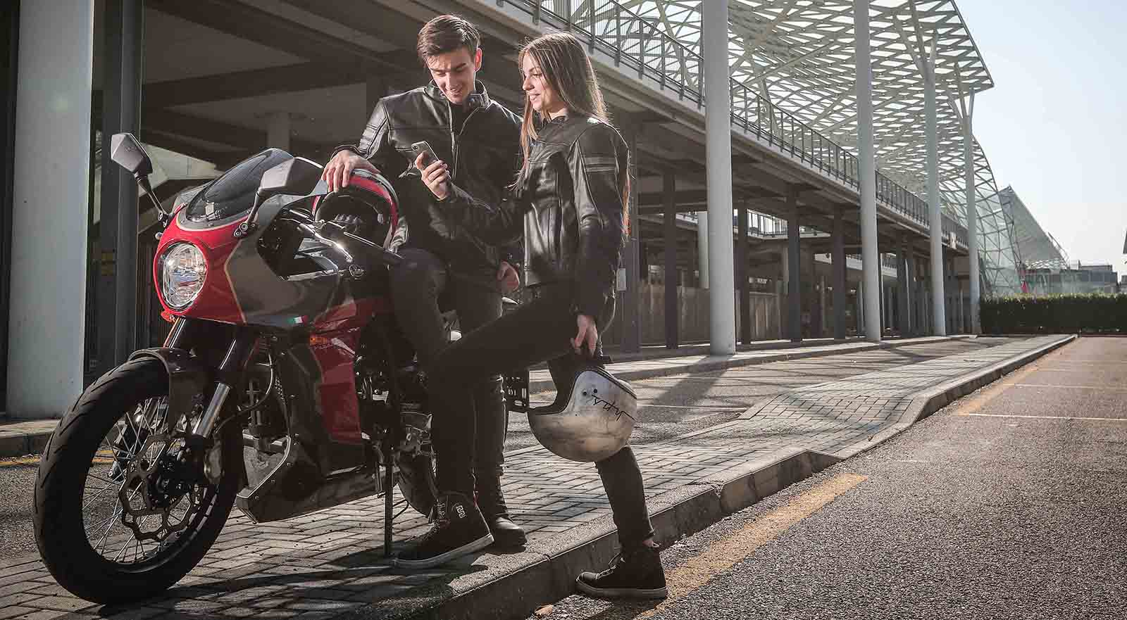 咖啡香四溢的子彈頭圓燈