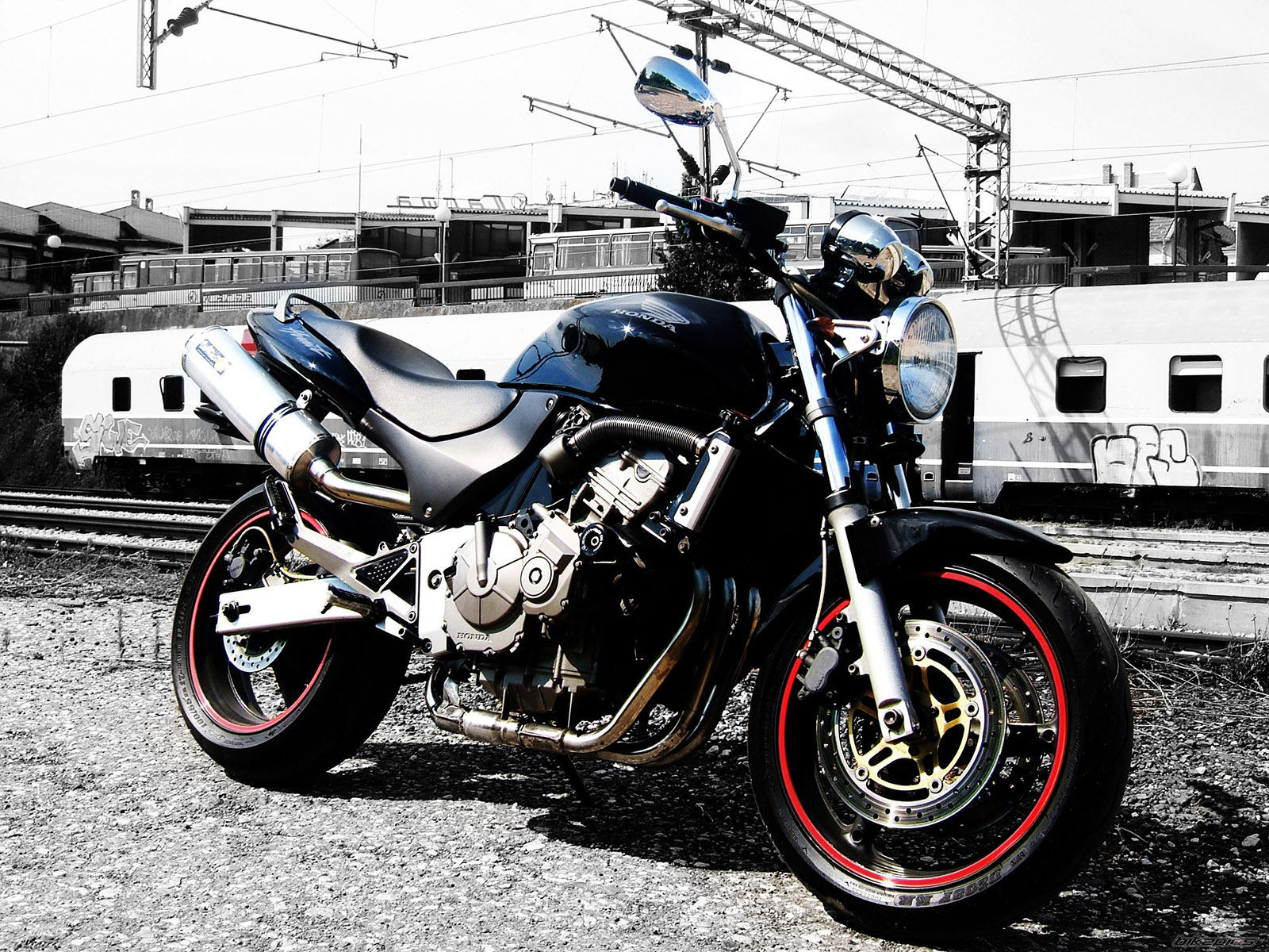 曾經引進台灣販售的Hornet 600 photo by.Pinterest