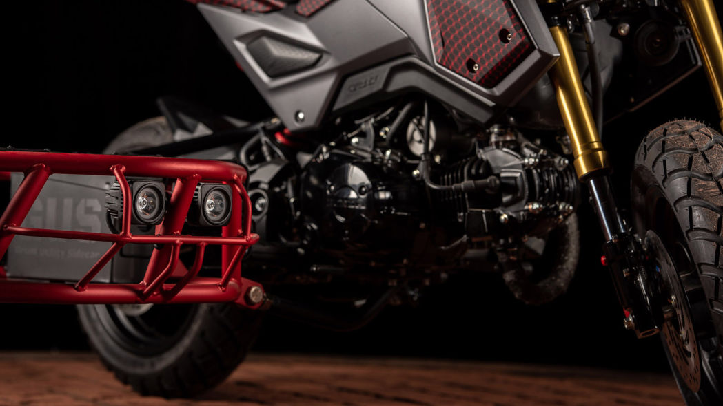 HONDA MSX 125 「GUS」邊車套件有獨立的懸吊系統和LED大燈