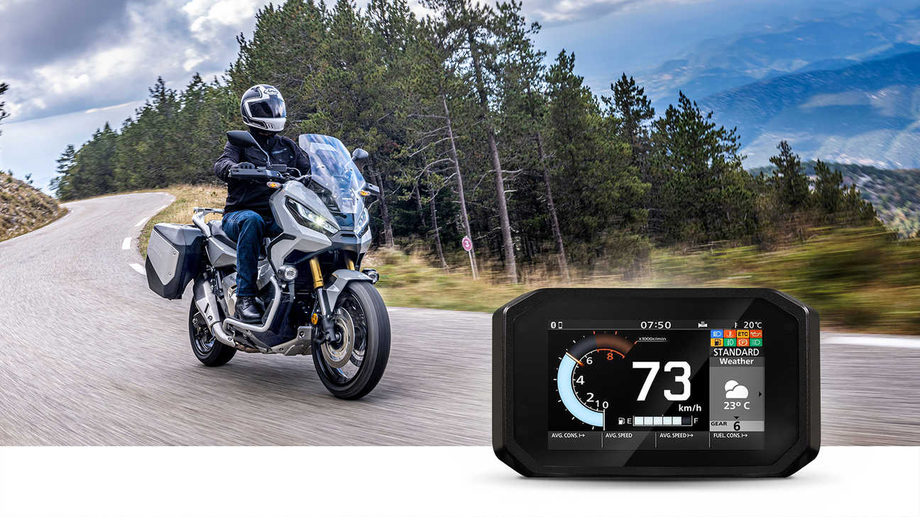 設定好目的地之後，儀表上也會顯示天氣資訊