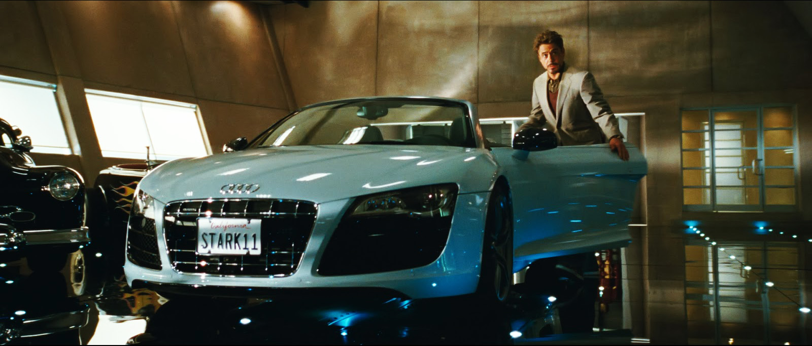 小勞勃道尼稱得上是Audi的最佳代言人,舉凡有鋼鐵人的電影就一定有R8的身影