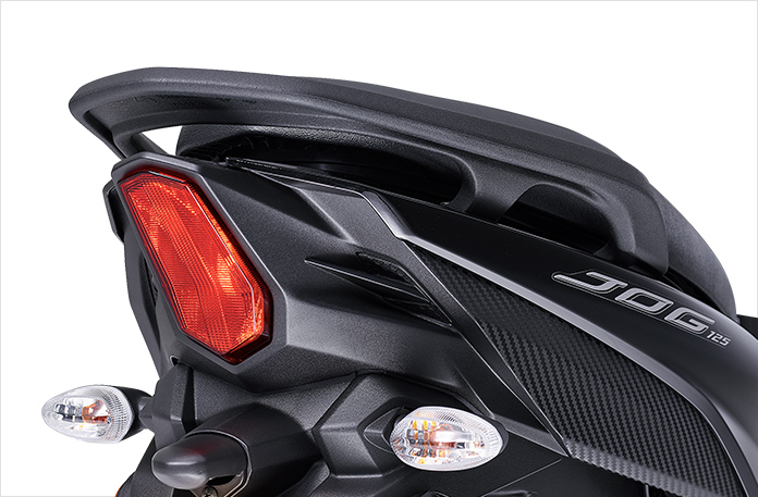 JOG 125和RS NEO一樣使用跟YZF-R6相同的R DNA風格尾燈
