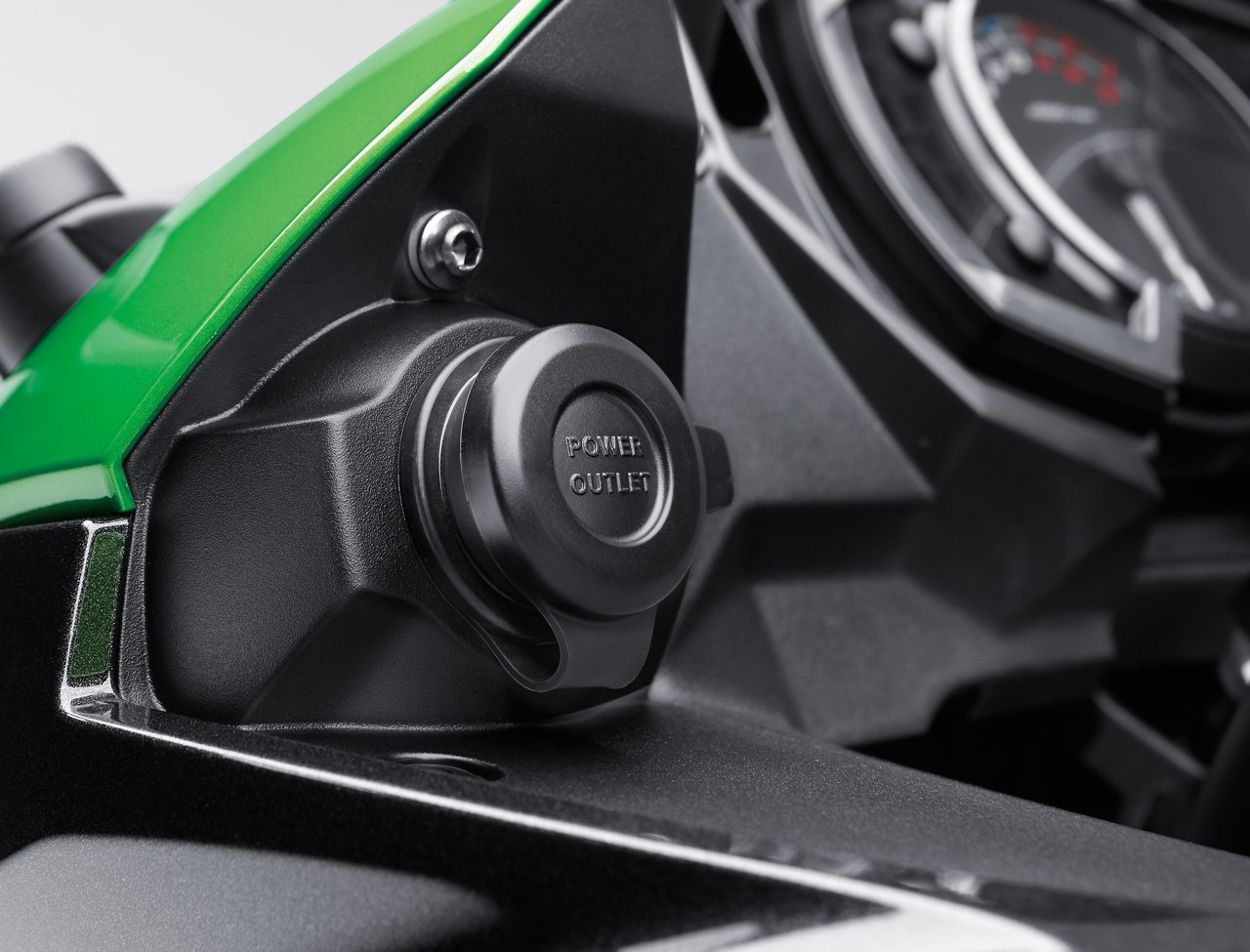 長途旅行必備12V電源供應