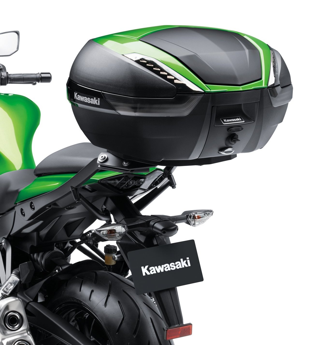 於原廠選購的Givi三箱與車輛鑰匙共通，開箱子不用找鑰匙一支開到底