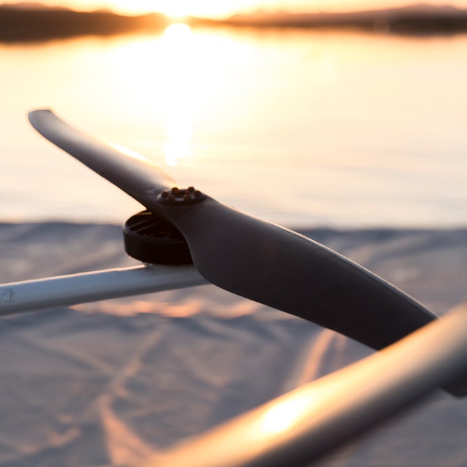 Flyer採用了多達十個長約一公尺的螺旋槳來提供升力