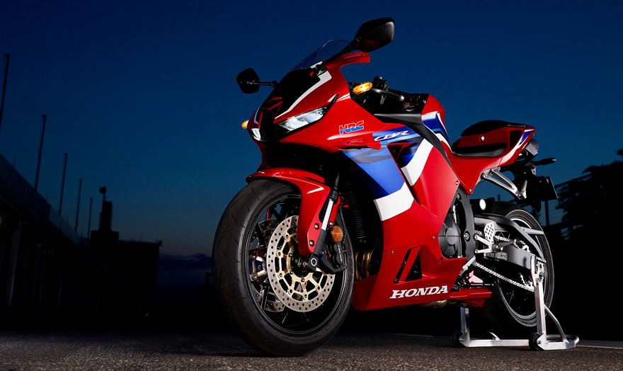 HONDA CBR600RR突如其來的重新復出,顯示出HONDA對中量級仿賽市場還是有一定的信心