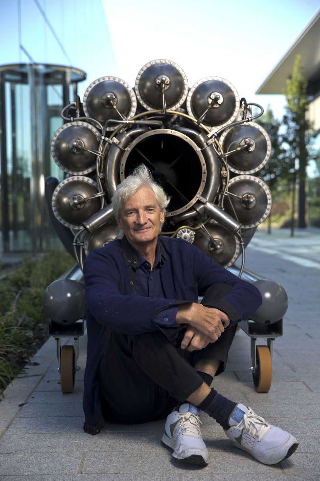 英國吸塵器品牌Dyson也將投入電動車開發，這項傳聞已久的計畫在創辦人James Dyson發布消息後，傳聞終於成為付諸行動的計畫