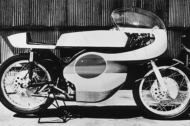 RD56 二行程賽車，強化了Yamaha在賽事的基礎與地位