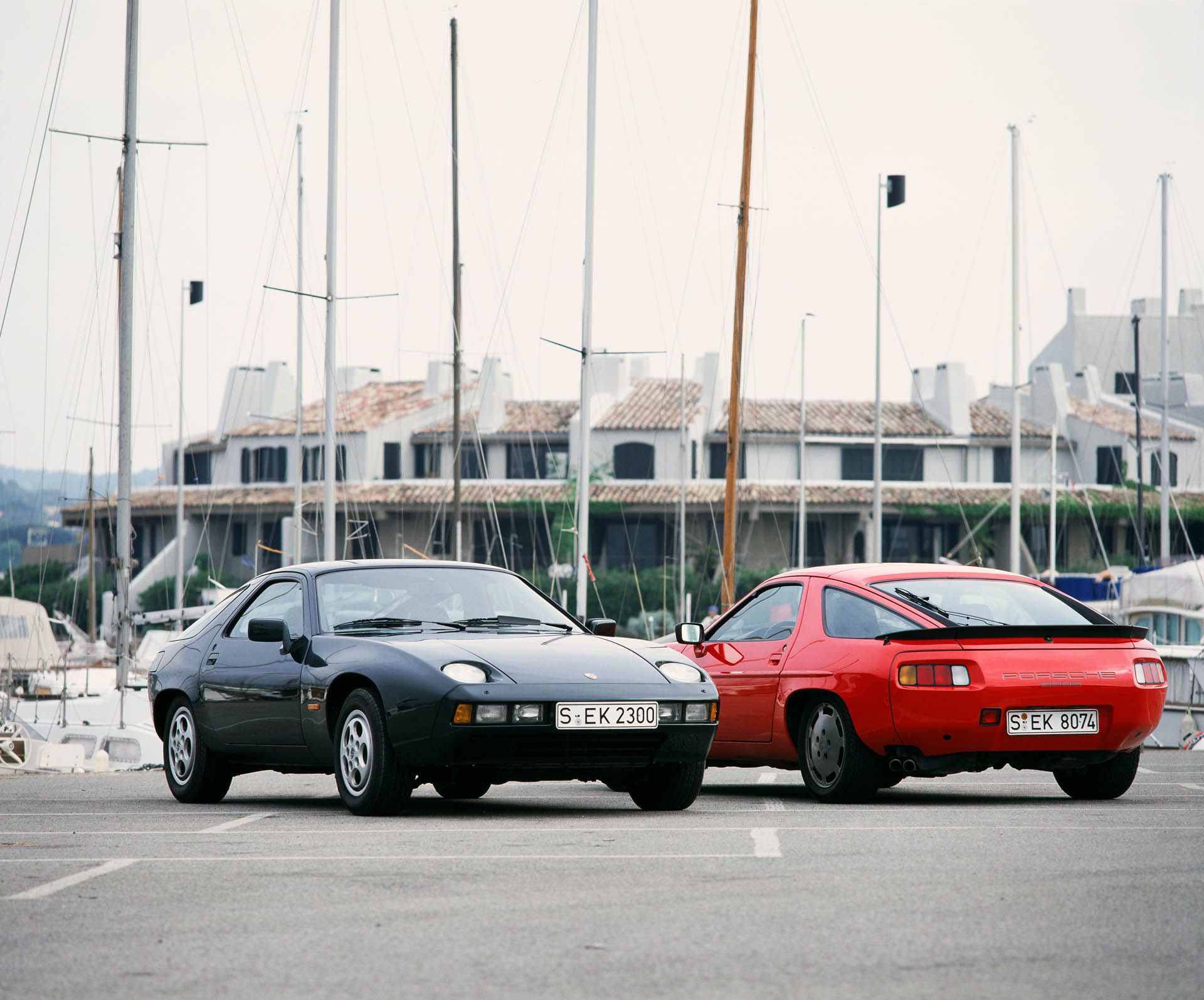 Porsche 928
