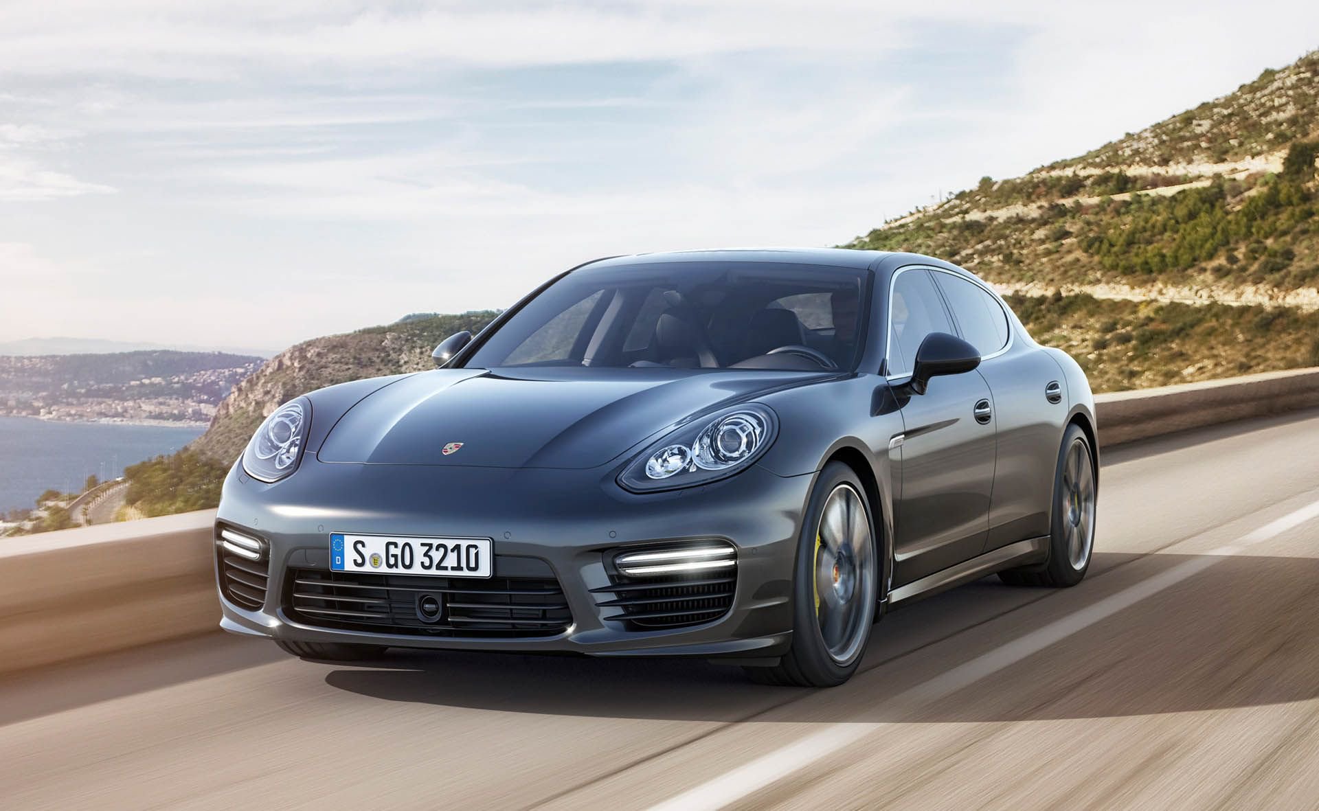 Porsche Panamera Turbo S