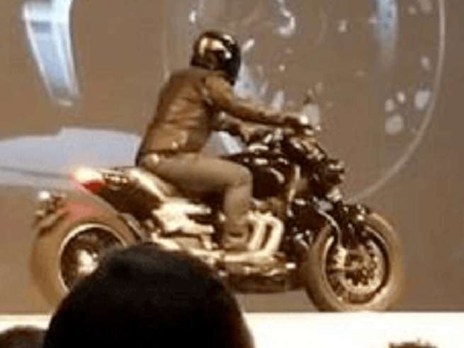 車尾的線條變得更加俐落，上揚的短車尾也流露更運動化的氣息