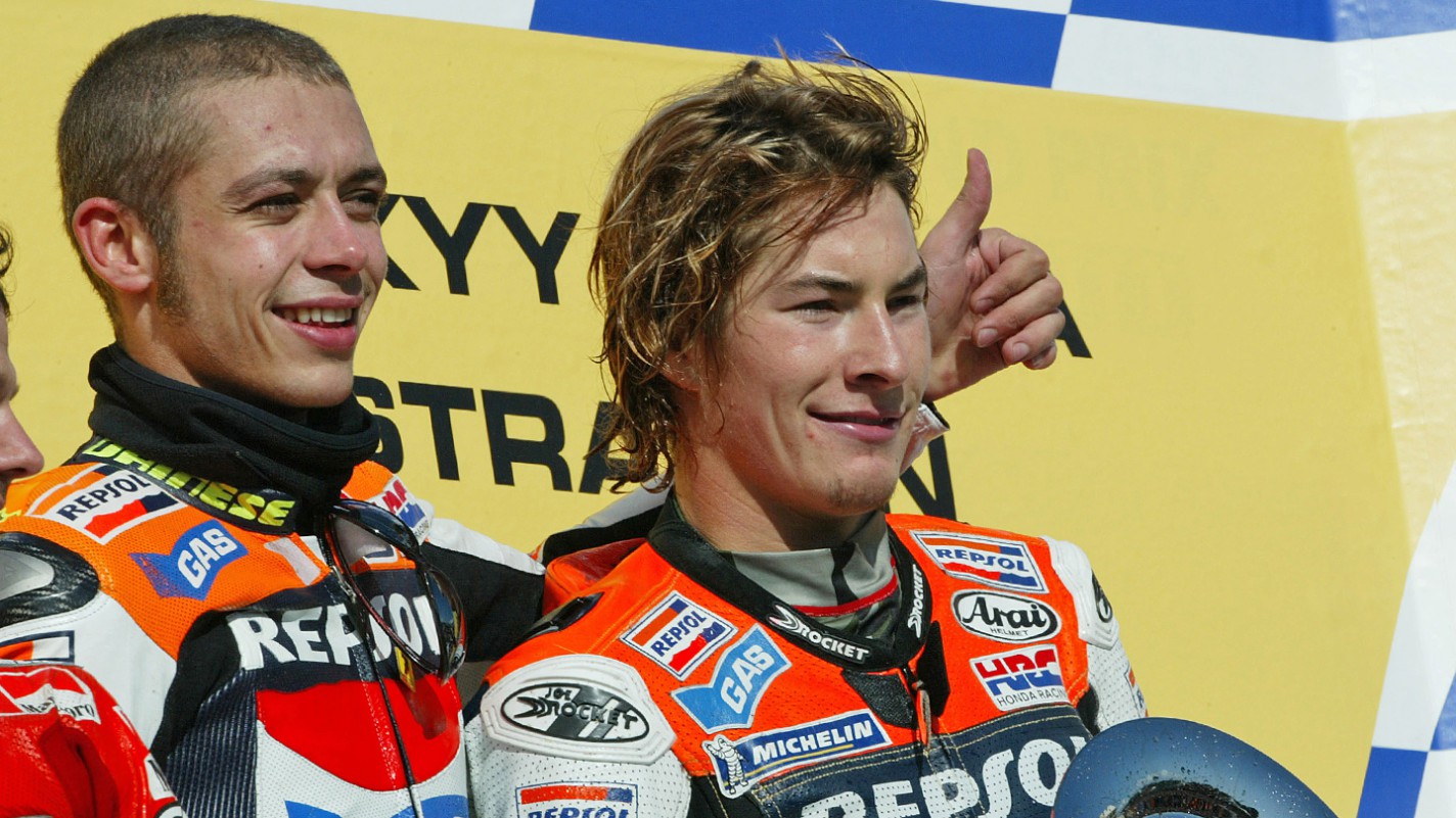 HONDA 隔年一舉拉拔他到世界級的MotoGP 舞台，與兩屆冠軍得主Valentino Rossi 當隊友為REPSOL HONDA 出賽