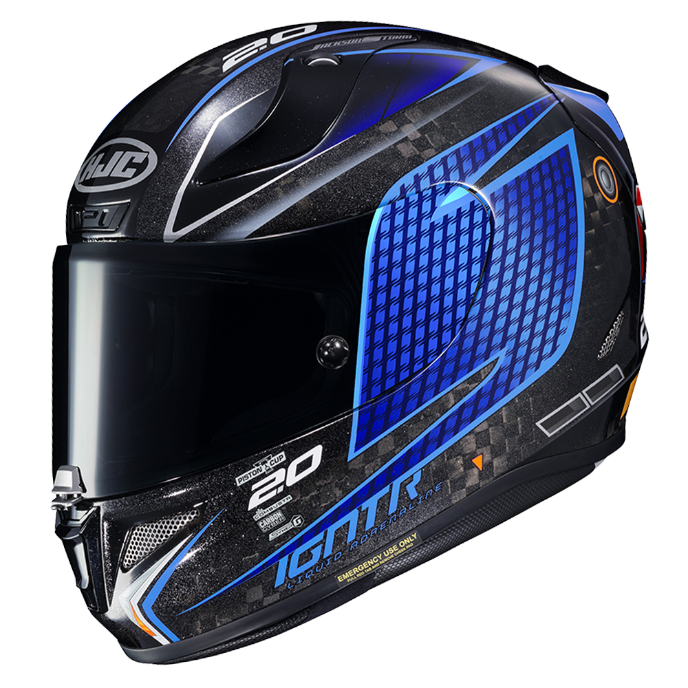 由安全帽的配色就能知道暴風傑克森是藍黑色塗裝，也因為主色為黑色，所以這頂暴風傑克森安全帽能看到碳纖維的網格紡織層