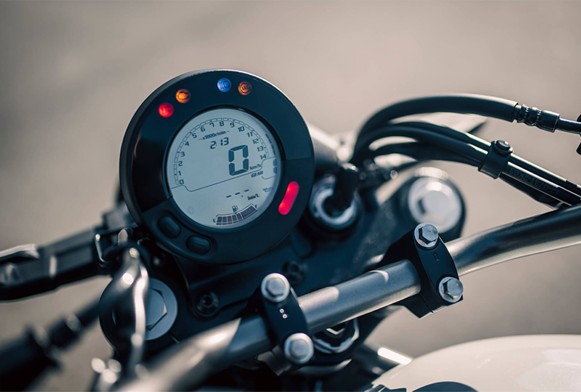 儀表有KAWASAKI連線功能,可以顯示來電通知