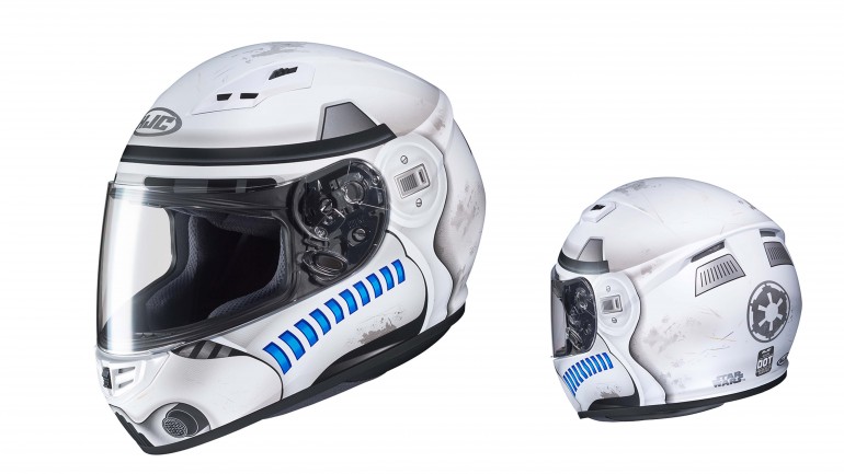 白色基底加上些許的戰損塗裝,讓這頂帝國風暴兵安全帽更顯得細緻,加上入門款的價格,真的讓人按耐不住啊