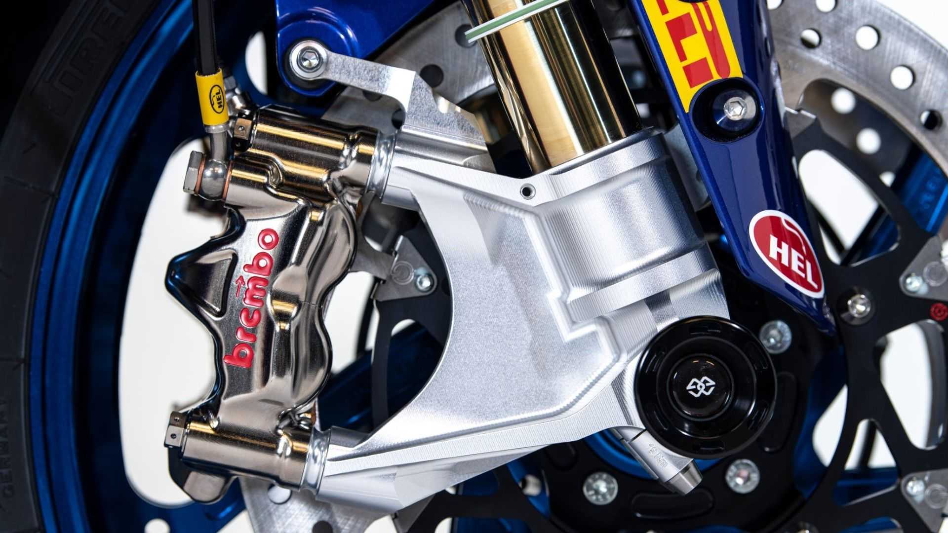 煞車自然是配上頂級的BREMBO卡鉗