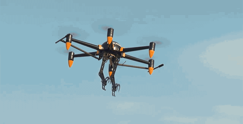 來自日本ProDrone旗下的無人機PD6B-AW-ARM