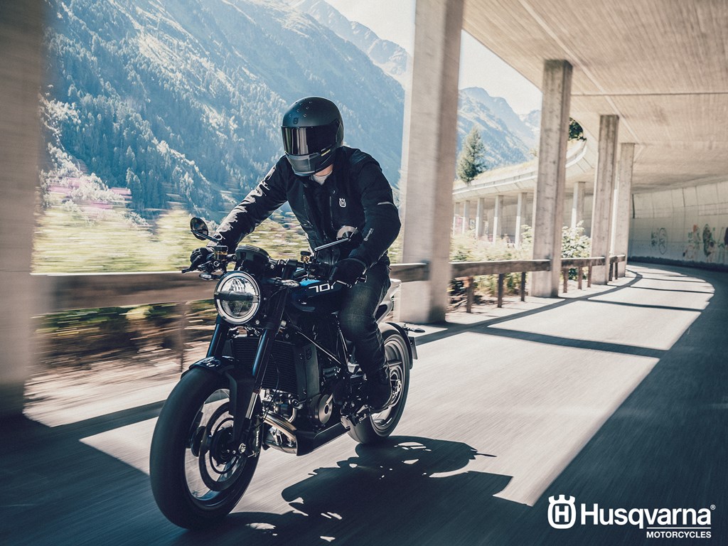 Husavarna Vitpilen 701使用的是690 Duke的LC4單缸引擎