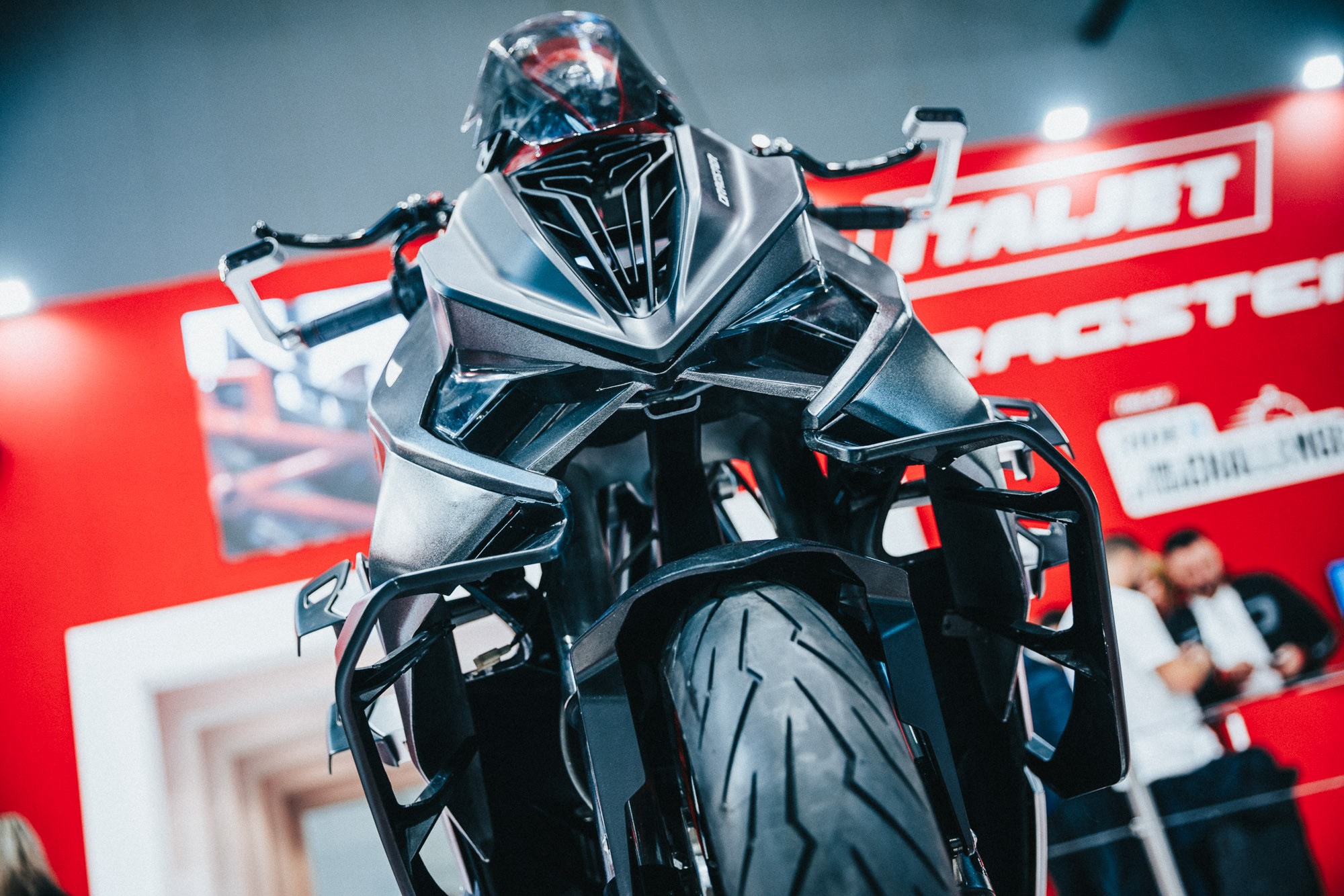 Italjet車頭造型的設計確實無人能出其左右