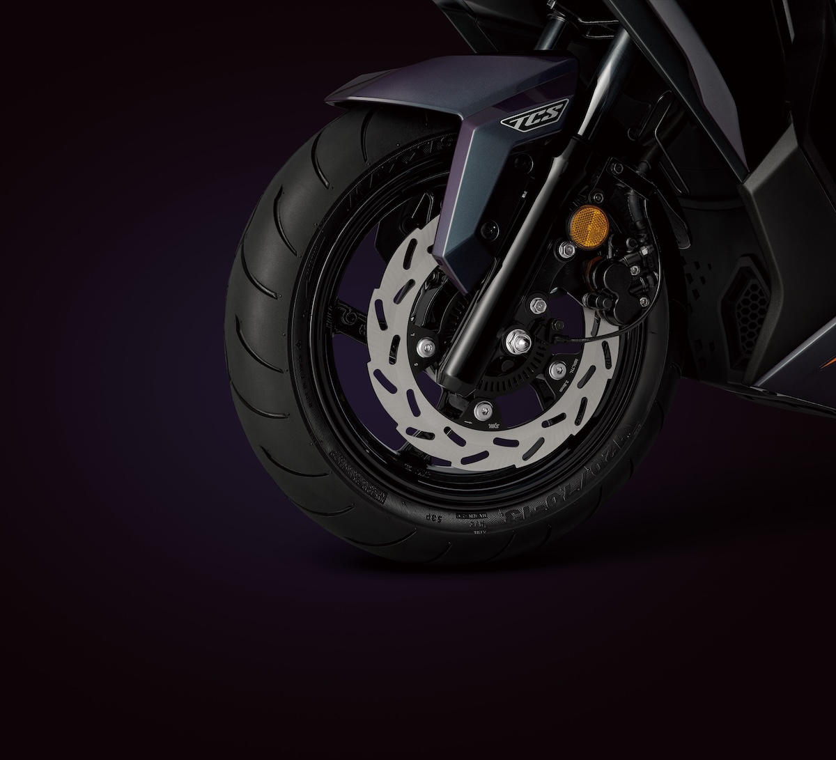 前後碟盤升級為浮動碟,並加大前碟盤至268mm,提升15%剎車效果