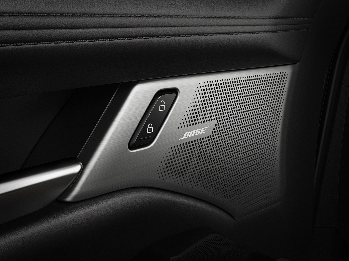 為滿足消費者需求，台灣馬自達新增兩款含12具揚聲器之BOSE®環繞音響系統的四門及五門BOSE®旗艦型，正式售價分別為97.9萬元及98.9萬元